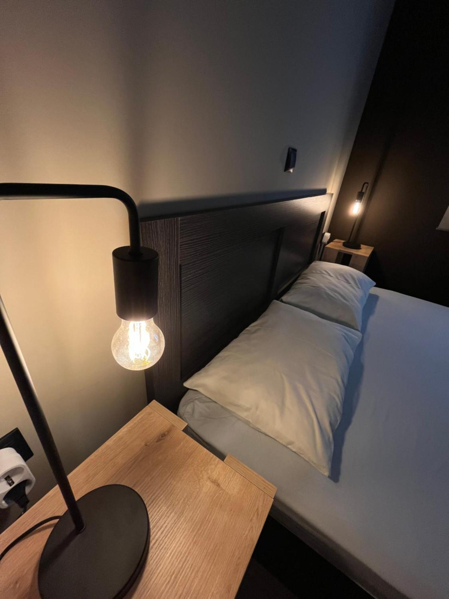 Joannas Airport Luxury Rooms アルテミダ エクステリア 写真